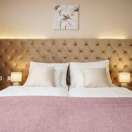 Hotel Stella Maris - Style & Comfort Vodice Buitenkant foto